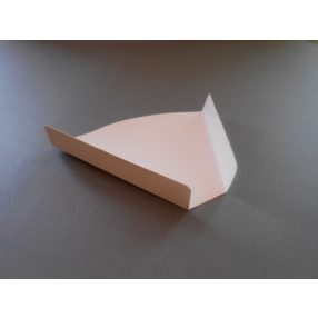 Pizzaszelet tálca kicsi 20-32 ig 14x8cm (500db/cs)